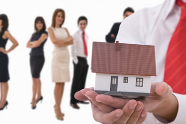 Specialist tranzacții imobiliare