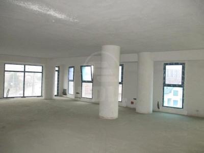 Birou de vânzare 9 incaperi, BICJ220253-6