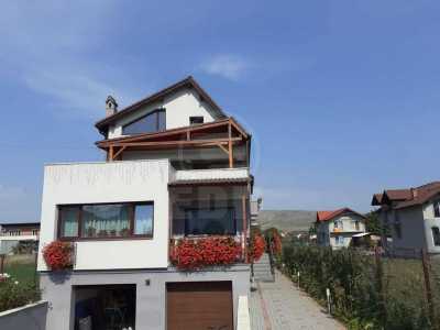 Casa de Închiriere 13 camere, CACJ232233FLO-8