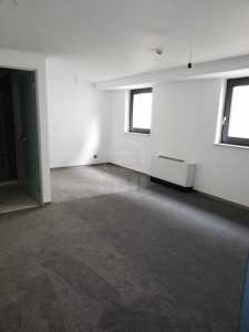 Spațiu comercial de vânzare 11 incaperi, SCCJ306562-15