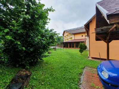 Pensiune de vânzare 12 camere, PECJ310605-7