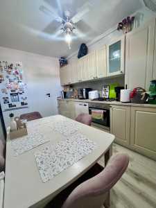 Apartament de vânzare 3 camere, APCJ240440FLO-8