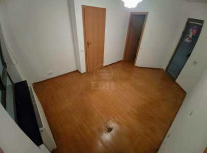 Apartament de vânzare 3 camere, APBU326754-4