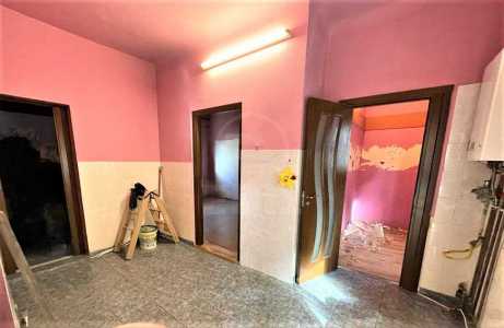 Birou de vânzare 3 incaperi, BICJ328044-7