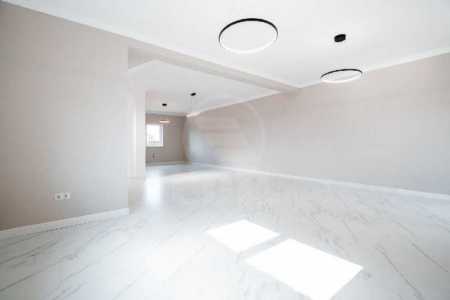 Apartament de vânzare 4 camere, APCJ338396-3