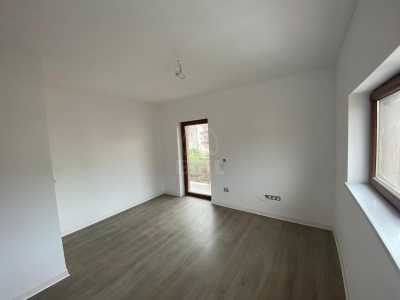 Spațiu comercial de vânzare 3 incaperi, SCCJ245025FLO-13