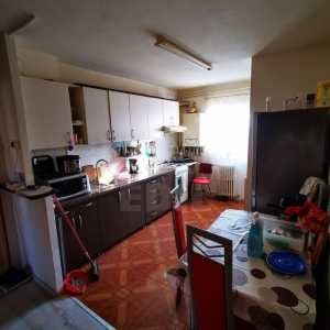 Apartament de vânzare 3 camere, APCJ345210
