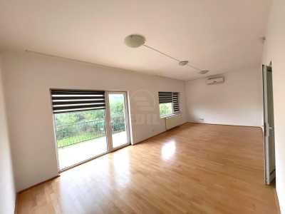 Birou de Închiriere 13 incaperi, BICJ345282