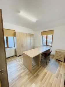 Birou de Închiriere 4 incaperi, BICJ347328
