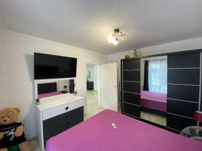 Apartament de vânzare 3 camere, APCJ246005FLO-7