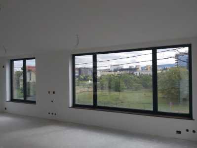 Birou de Închiriere 3 incaperi, BICJ348470