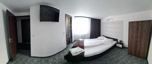 Pensiune de vânzare 10 camere, PEHD246392FLO-12