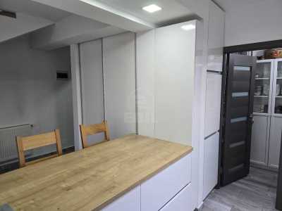 Casa de vânzare 4 camere, CACJ246514FLO-3