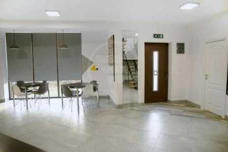 Pensiune de vânzare 10 camere, PEZZ352424-15