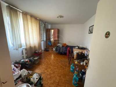 Apartament de vânzare 3 camere, APCJ353620