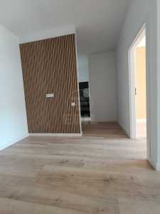 Apartament de vânzare 3 camere, APCJ246629FLO-5