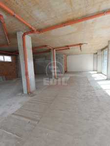 Spațiu comercial de vânzare o incapere, SCCJ246683FLO-8