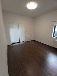 Spațiu comercial de vânzare 3 incaperi, SCCJ354910-4