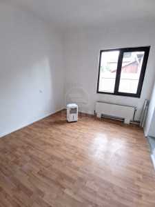 Spațiu comercial de Închiriere 4 incaperi, SCCJ355901-7