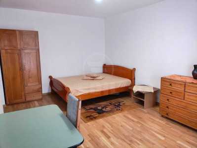 Apartament de Închiriere 3 camere, APCJ355927-1