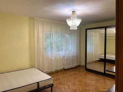 Apartament de Închiriere 3 camere, APCJ355639-1