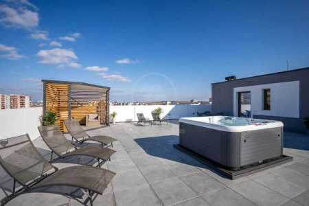 Apartament de vânzare 5 camere, APCJ356674-2