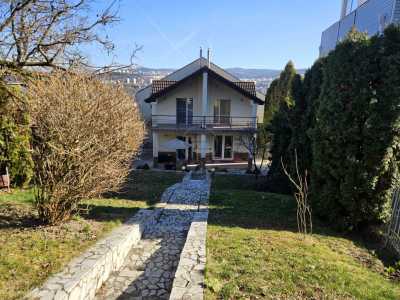 Casa de Închiriere 3 camere, CACJ357085