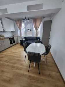 Apartament de Închiriere 3 camere, APCJ356744-5