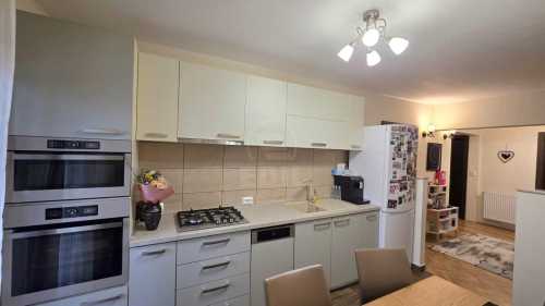 Apartament de vânzare 3 camere, APCJ357693-5