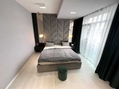 Apartament de vânzare 3 camere, APCJ358128-4