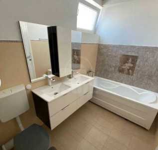 Apartament de vânzare 3 camere, APCJ247194FLO-8