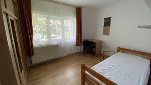 Apartament de Închiriere 3 camere, APCJ358118-1