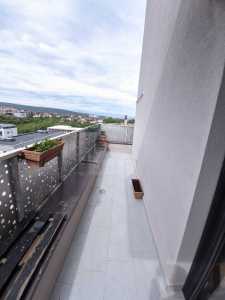 Apartament de vânzare 4 camere, APCJ358111-19