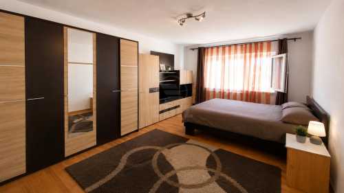 Apartament de vânzare 3 camere, APCJ358292-1