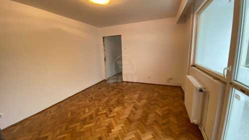 Apartament de vânzare 3 camere, APCJ358024-9