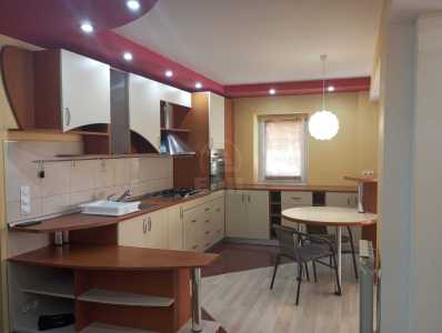 Apartament de Închiriere 3 camere, APCJ359677