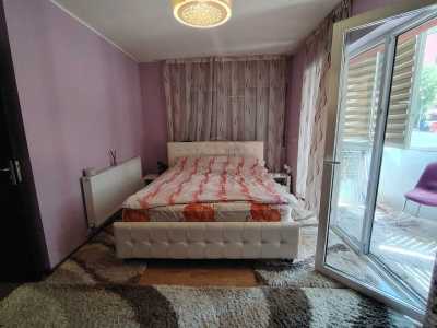 Apartament de vânzare 3 camere, APCJ247352FLO-3
