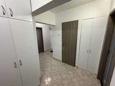 Apartament de vânzare 3 camere, APCJ359696-5