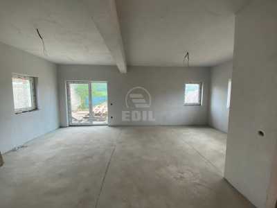 House for sale 4 rooms, CACJ243924FLO-1
