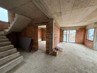 House for sale 4 rooms, CACJ246093FLO-3