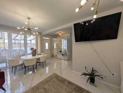 House for rent 6 rooms, CACJ246747FLO-1