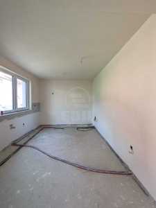 House for sale 4 rooms, CACJ247121FLO-11