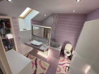 Appartement de vente 2 chambres, APCJ231648FLO-13