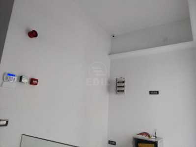 Espace commercial de vente 11 chambres, SCCJ306562-3