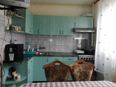 Studio de vente, GACJ308177-2