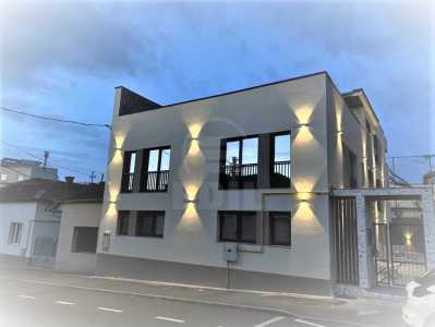 Espace commercial de vente 16 chambres, SCCJ311774-2