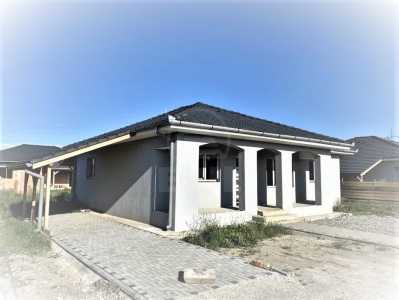 Maison de vente 4 chambres, CACJ313001