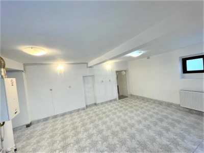 Espace commercial de vente 3 chambres, SCCJ323429-1