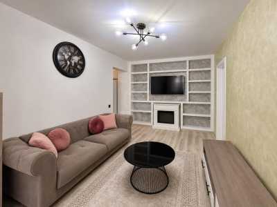 Appartement de vente 3 chambres, APCJ240440FLO-2