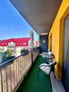 Appartement de vente 3 chambres, APCJ240440FLO-13